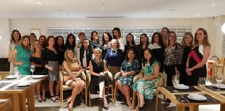 Fundado o Clube das Executivas de Seguros de Brasília (CESB)