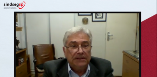 Panorama do Seguro aborda economia com Cláudio Contador