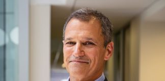 Universal Assistance completa um ano no Brasil