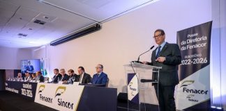 Posse da diretoria da Fenacor reúne lideranças políticas e do mercado